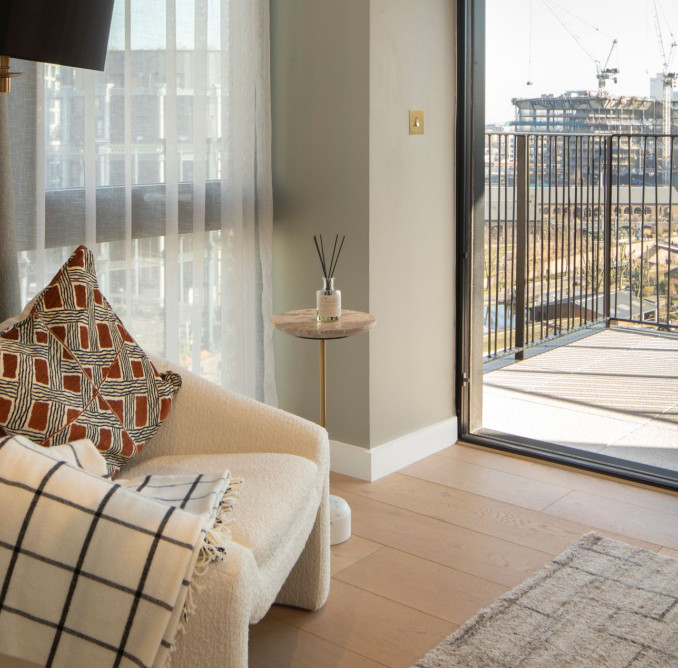 How to declutter your apartment: our top space-saving tips